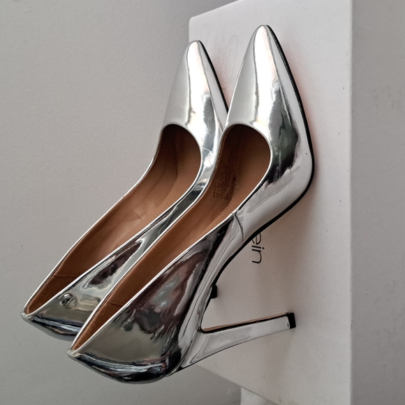 Calvin Klein Brady Metallic Pumps - Picture 2 of 5